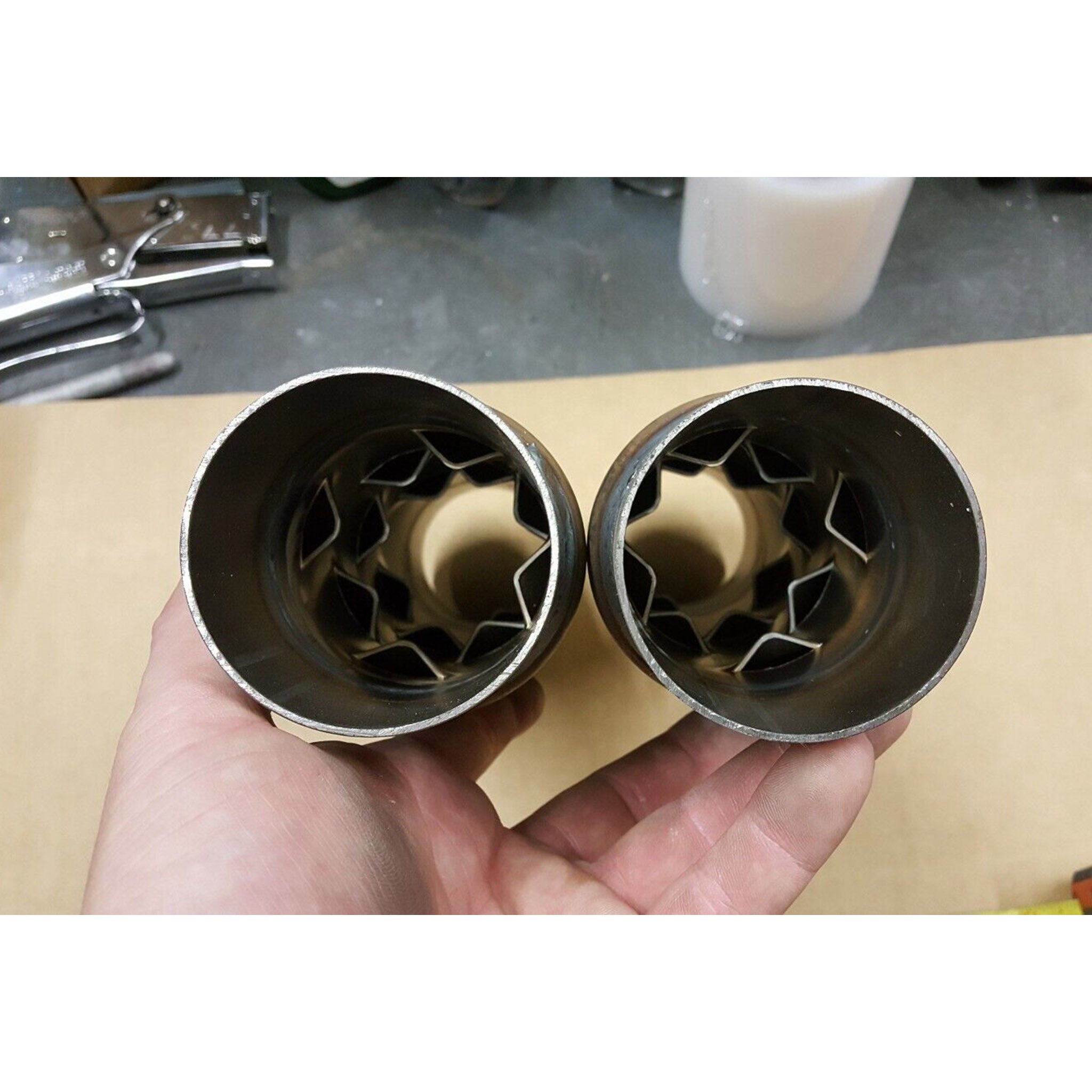 thumbnail image 2 of Floshine Universal 409 Stainless Muffler Straight-Through Performance 2 of 9